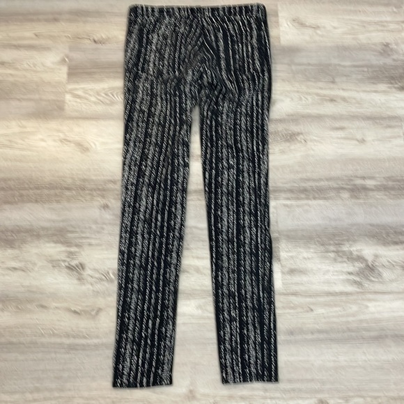 Rag & Bone Black & White Print Skinny Stretch Zip Front Leggings/Jeans Size 26 - Picture 4 of 14